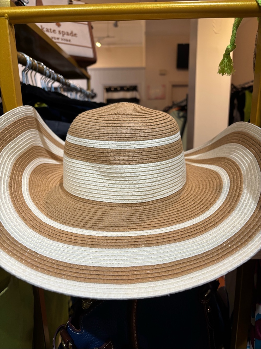 Wide Brim Straw Sun Hat - Beige & Cream